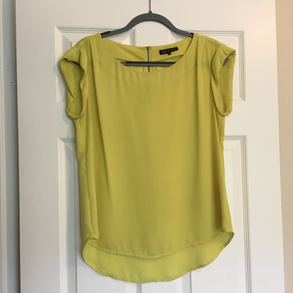 Chartreuse polyester blouse with cuff short sleeve